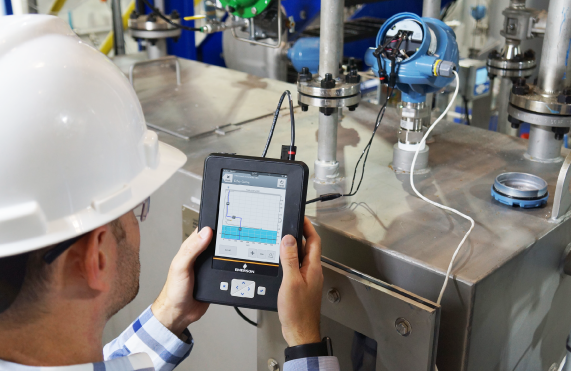 <span style="color:#00488e;">Drive Equipment Reliability Using Smart Field Devices</span> <span style="color:#00488e;">Drive Equipment Reliability Using Smart Field Devices</span>